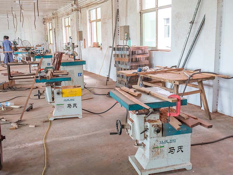 正安楼梯油漆修复费用