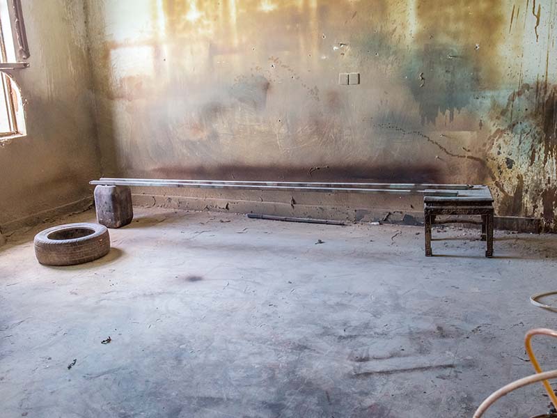 正安地板油漆修复方法